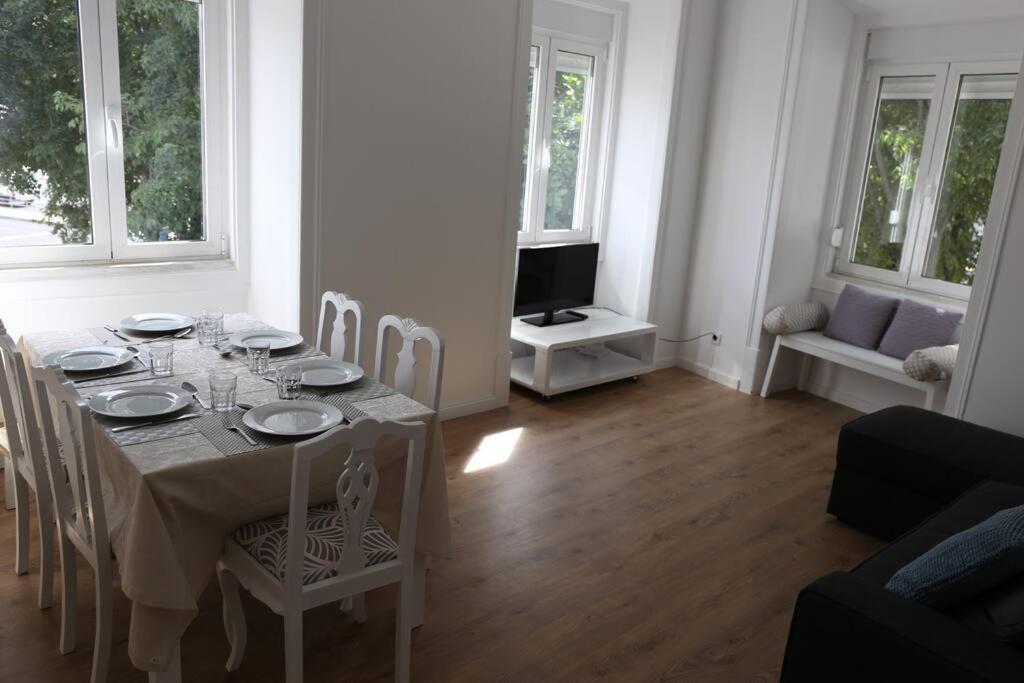 Apartment Near The River 3 Bedrooms Flat, With Ac For 9