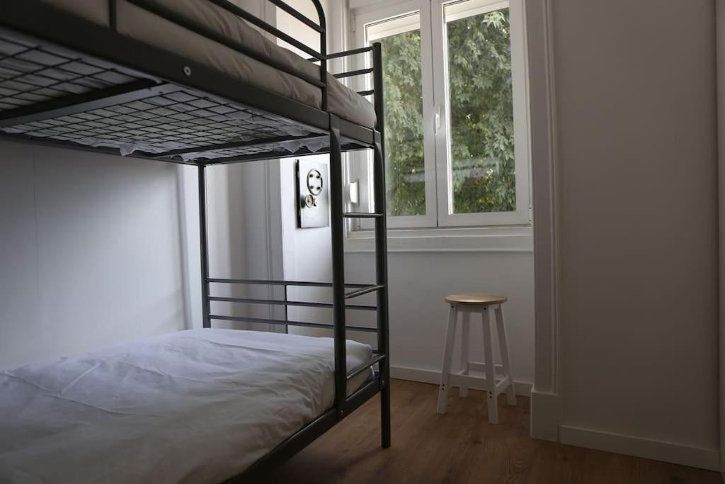 Apartment Near The River 3 Bedrooms Flat, With Ac For 9 Lissabon