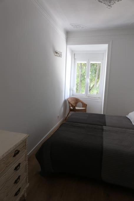 Apartment Near The River 3 Bedrooms Flat, With Ac For 9 *