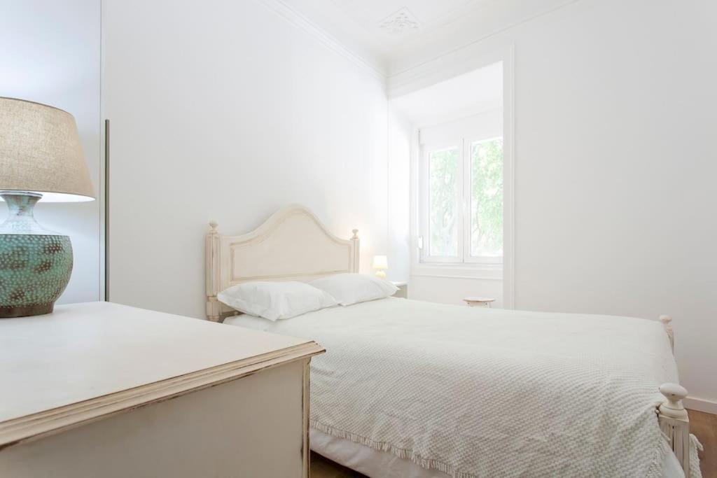 Apartment Near The River 3 Bedrooms Flat, With Ac For 9