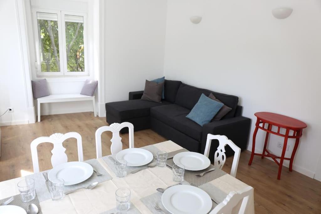 Apartment Near The River 3 Bedrooms Flat, With Ac For 9 *